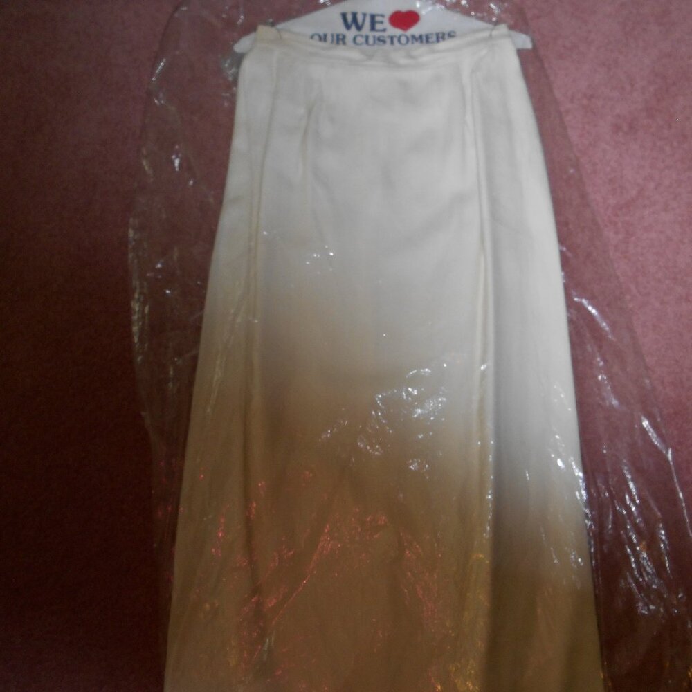 Talbots skirt, off white, size 10; spring/summer